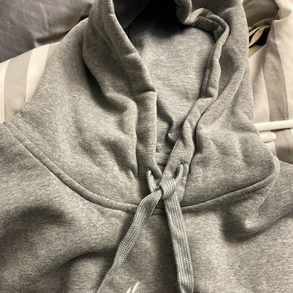 NEW grey hoodie from Rome - Picture 3 of 4